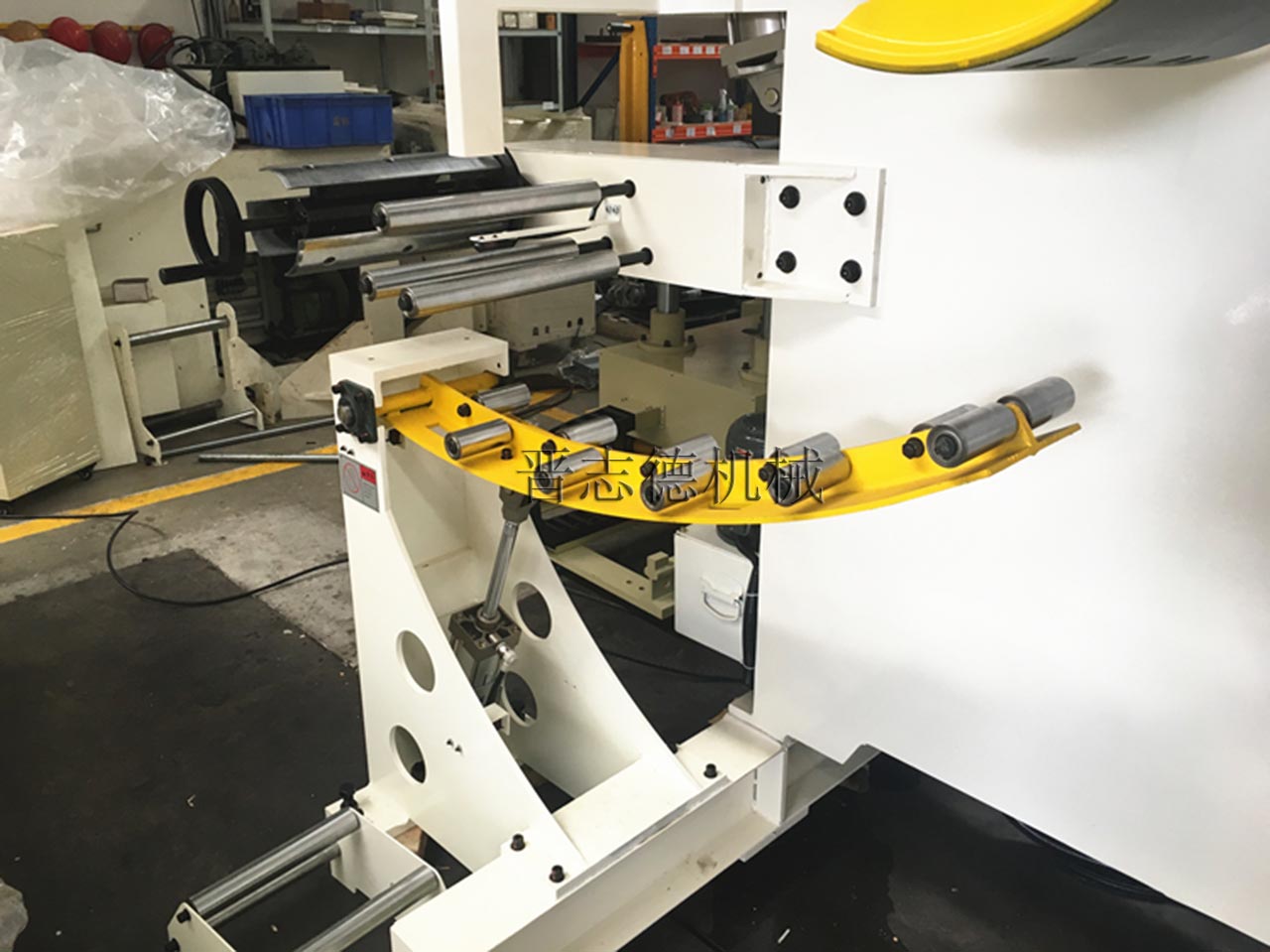 私人定制三合一送料機(jī) 私人定制三合一送料機(jī)