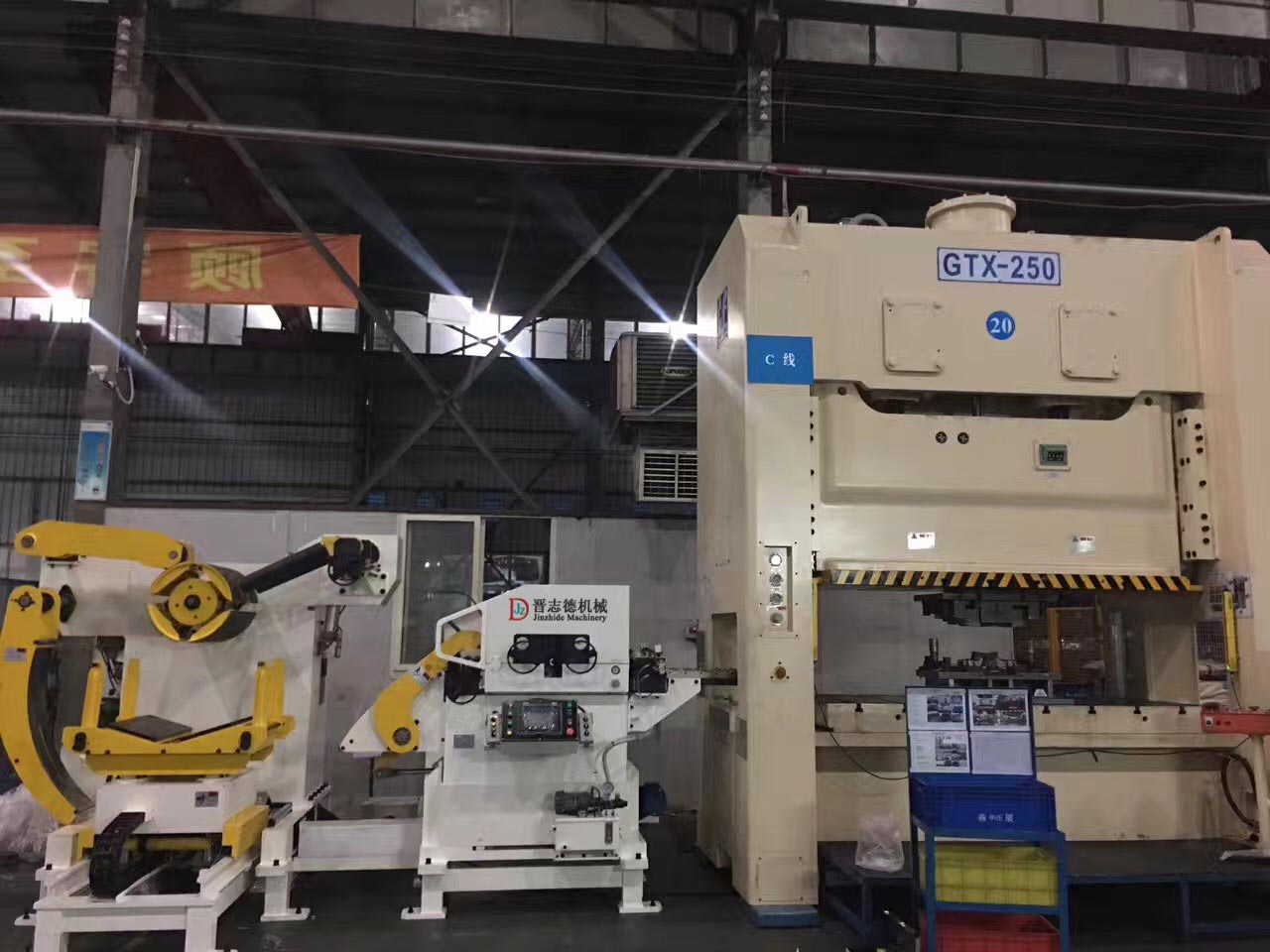 湖北沖床送料機 湖北沖床送料機