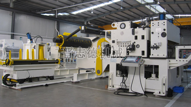 掀開(kāi)式三合一送料機(jī)裝配 掀開(kāi)式三合一送料機(jī)裝配