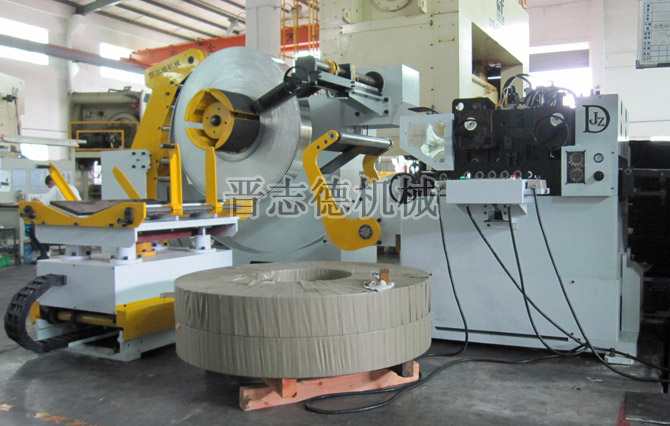 掀開(kāi)式三合一送料機(jī)使用 掀開(kāi)式三合一送料機(jī)使用