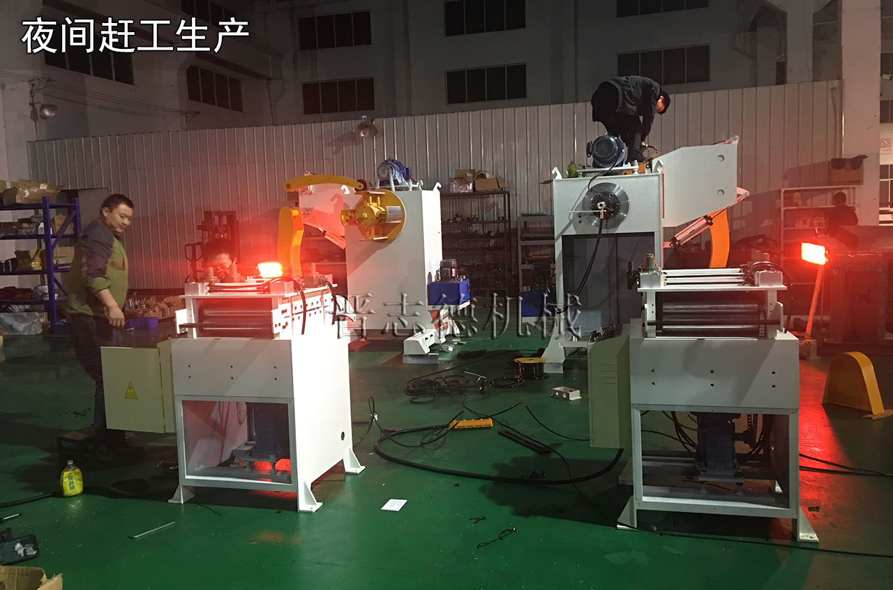 送料機廠夜間生產(chǎn),送料機廠連夜生產(chǎn),送料機廠趕工生產(chǎn) 送料機廠夜間生產(chǎn),送料機廠連夜生產(chǎn),送料機廠趕工生產(chǎn)